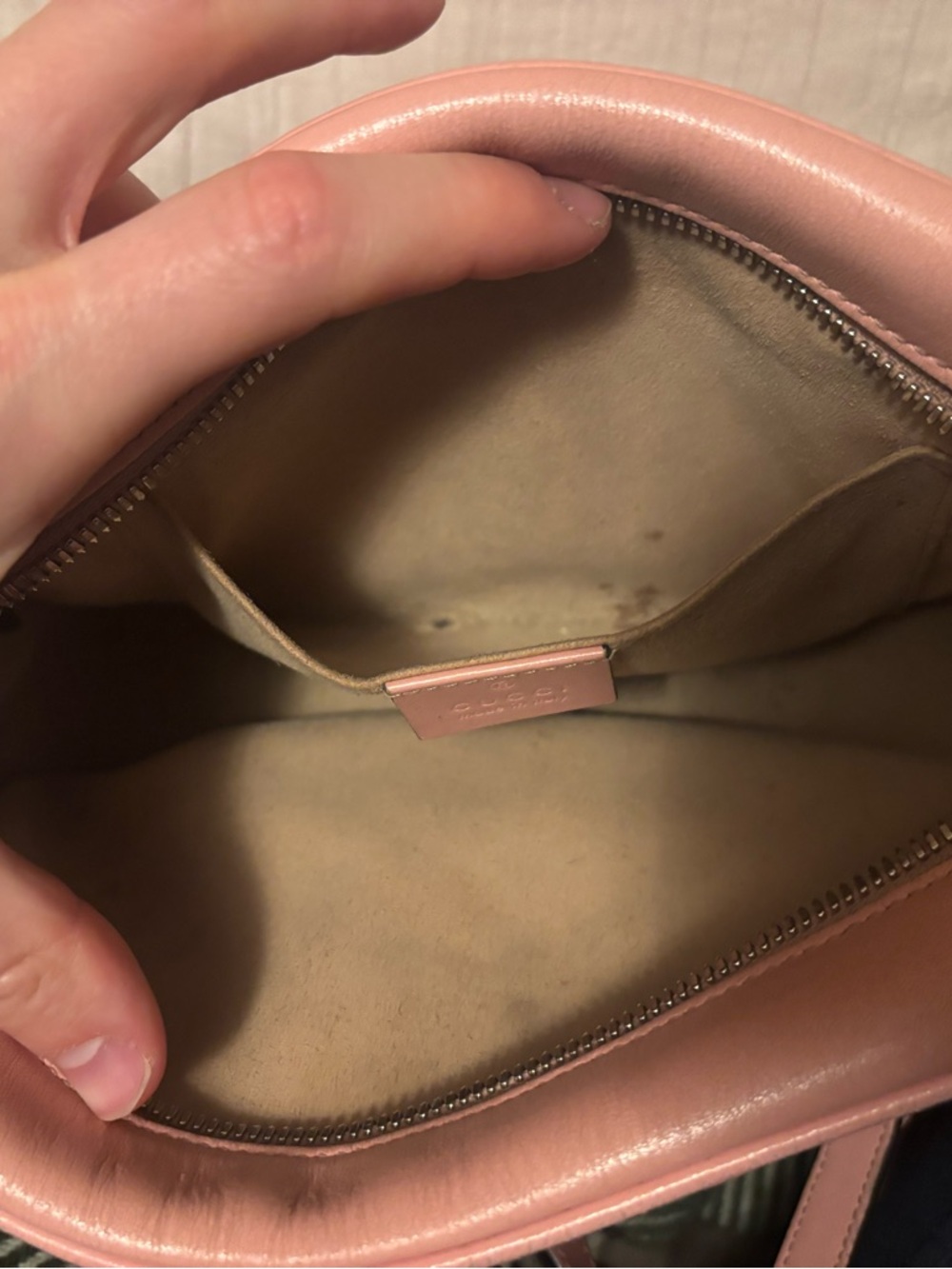 Gucci Pink Chevron Quilted Leather Crossbody with Double G - Picture 6 of 16